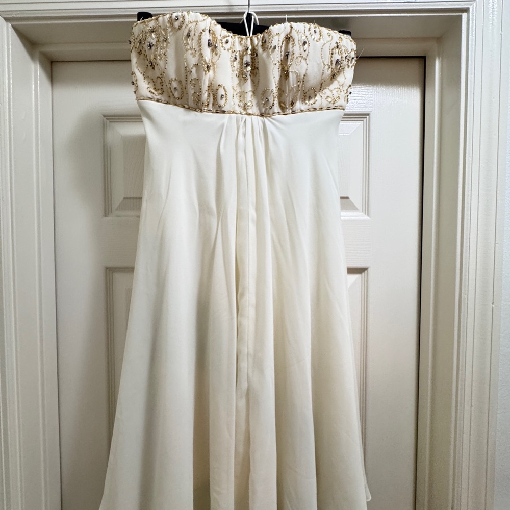 Cream and Gold Midi Dress with Elegant Design